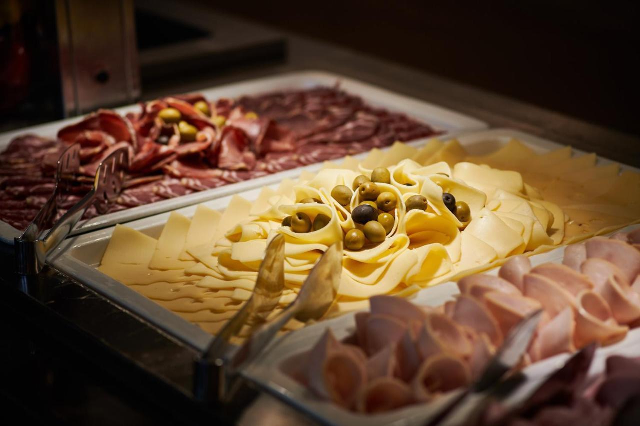 Adria Hotel 4*